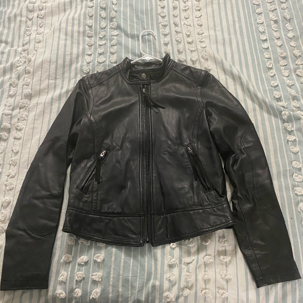 Leather jacket - Picture 3 of 8